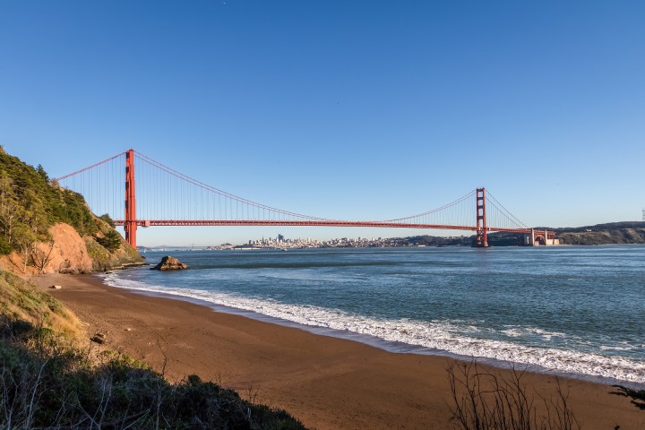 Heiratsantrag Idee draußen an der Golden Gate Bridge in San Franscisco